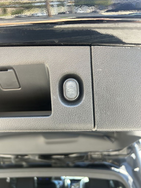 2019 Cadillac Escalade Image 32