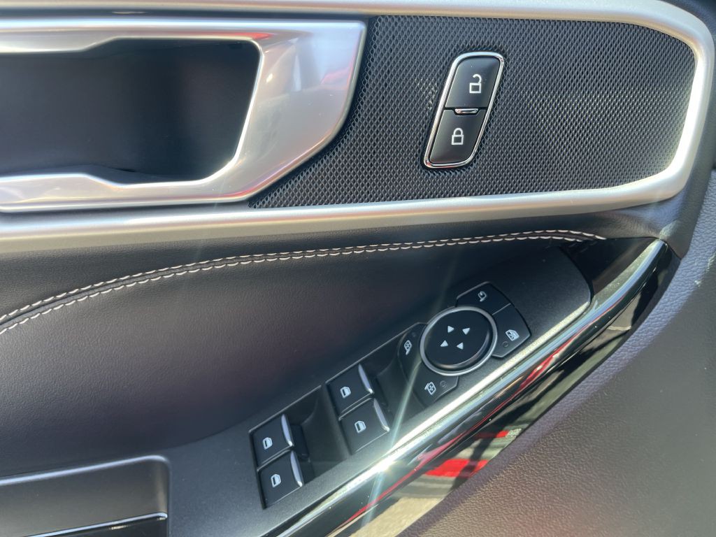 2023 Ford Explorer Image 20