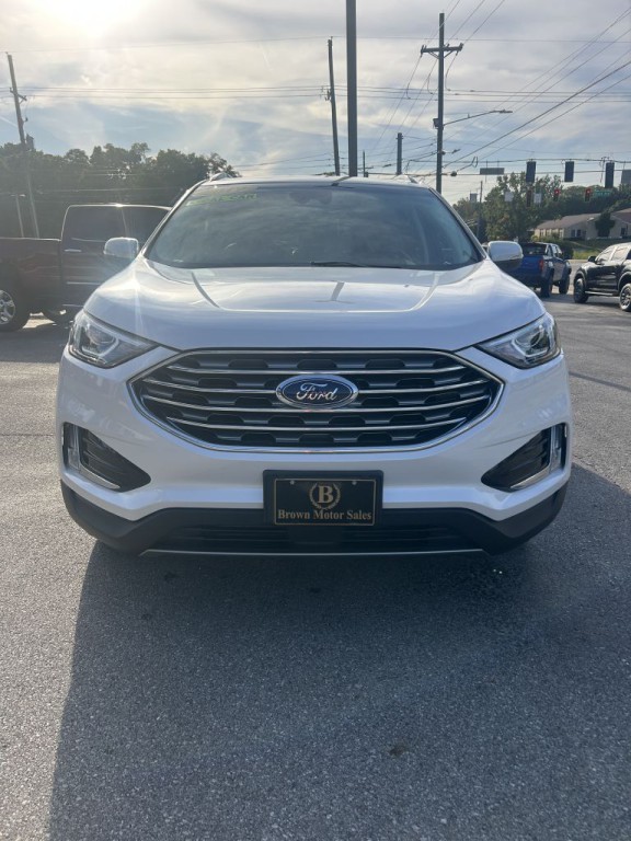 2019 Ford Edge Image 8