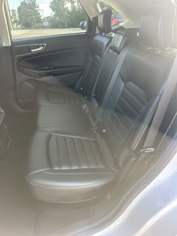2019 Ford Edge Image 21