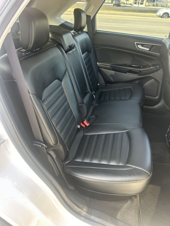 2019 Ford Edge Image 24