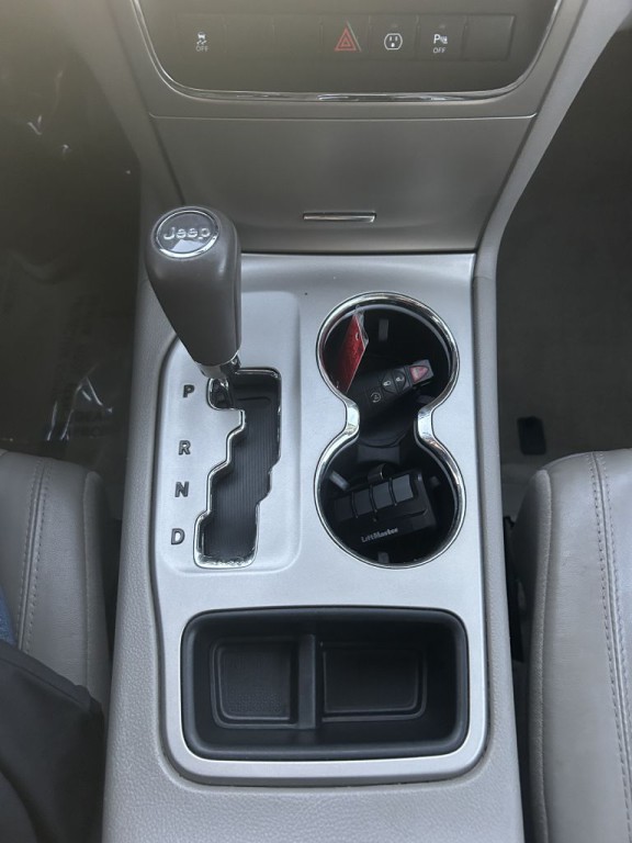 2013 Jeep Grand Cherokee Image 20