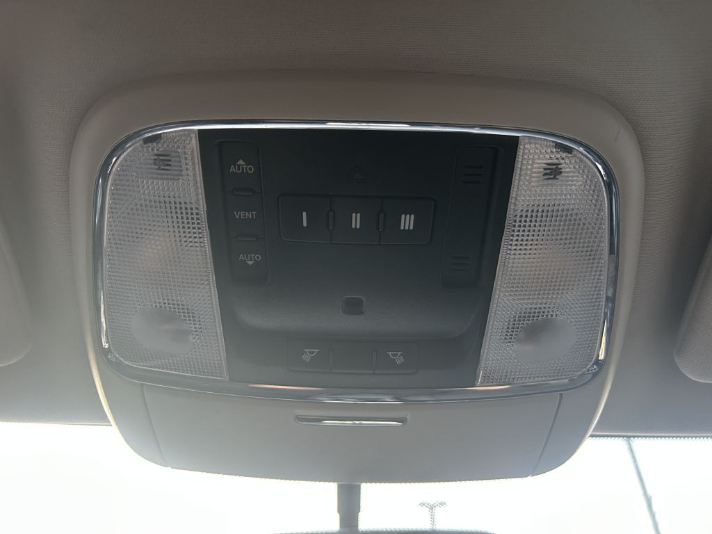 2013 Jeep Grand Cherokee Image 21