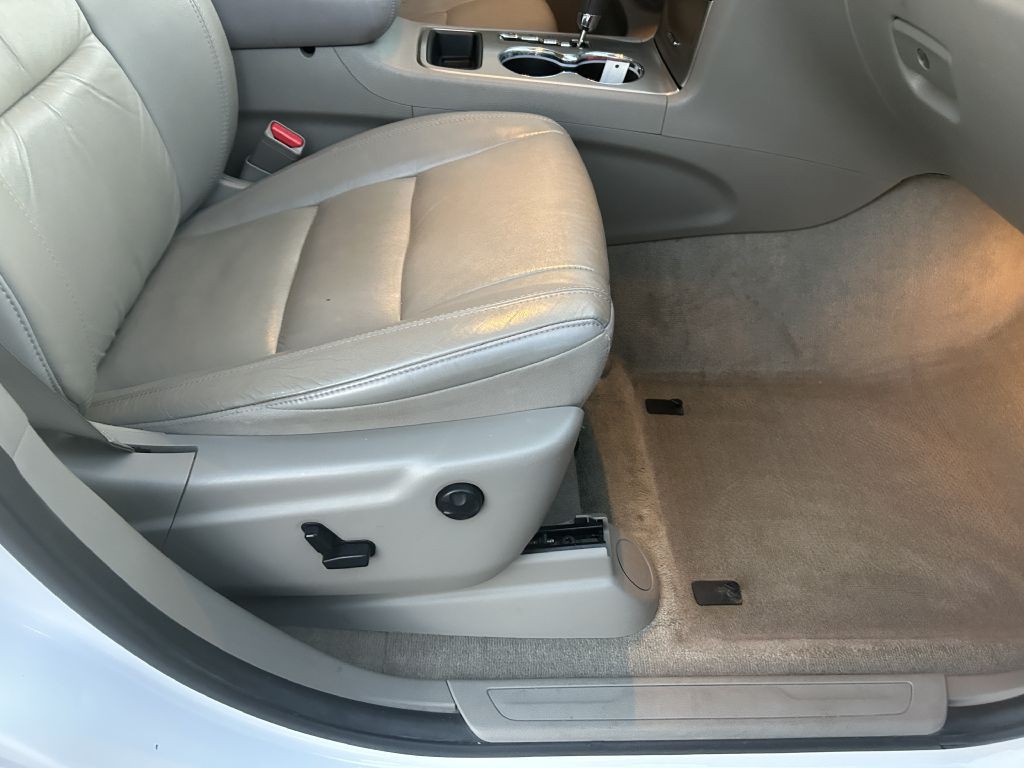 2013 Jeep Grand Cherokee Image 26