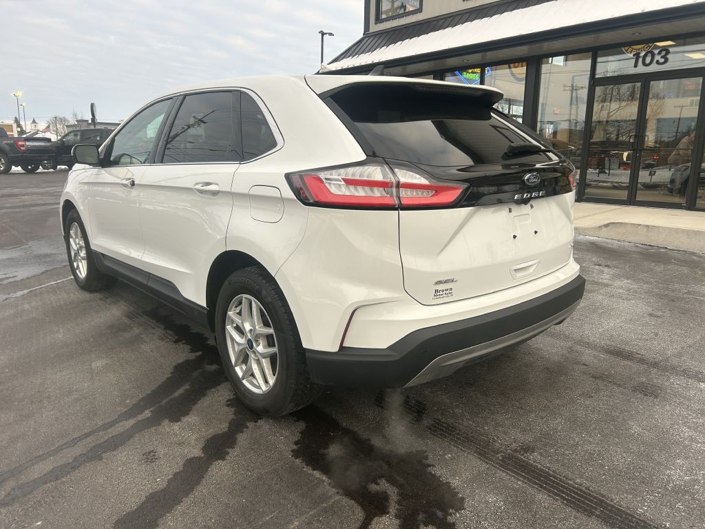 2022 Ford Edge Image 3