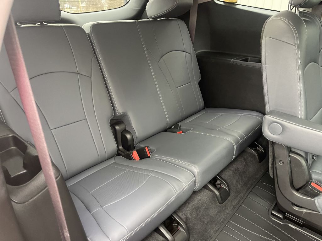 2018 Buick Enclave Image 12