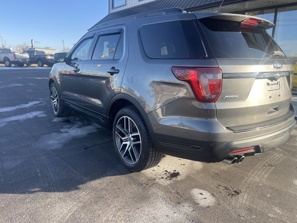 2018 Ford Explorer Image 3