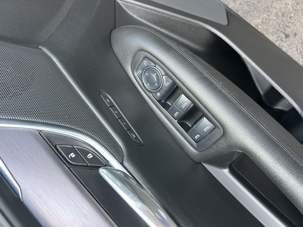 2017 Cadillac XT5 Image 11