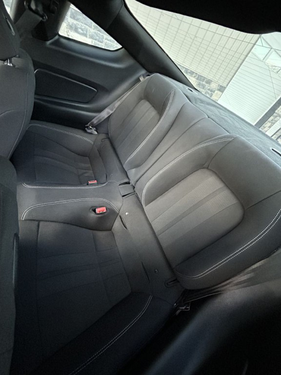 2018 Ford Mustang Image 21