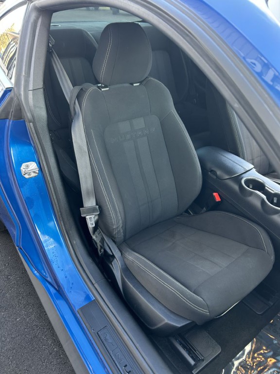 2018 Ford Mustang Image 23