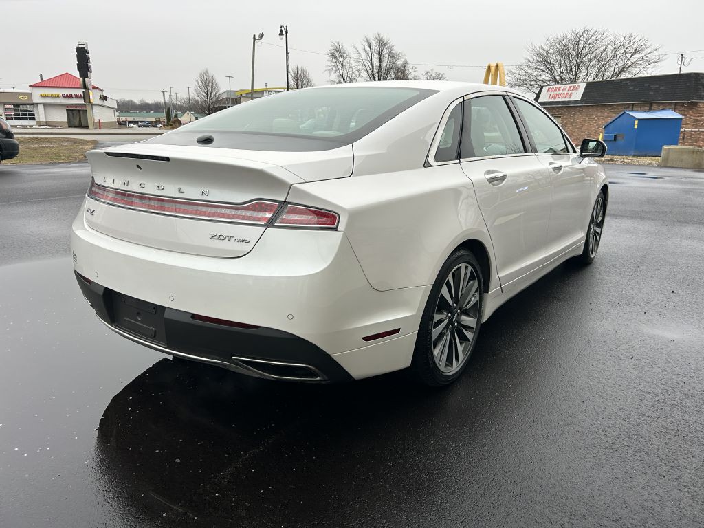2017 Lincoln MKZ Image 5