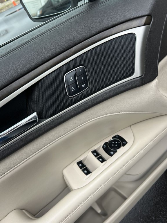 2017 Lincoln MKZ Image 11