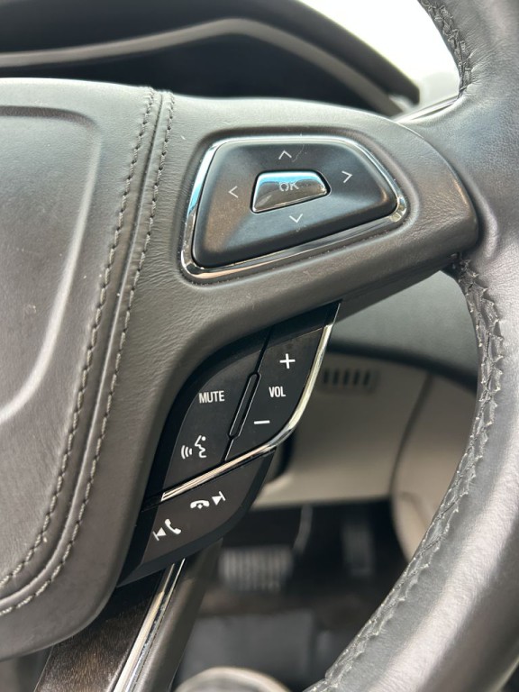 2017 Lincoln MKZ Image 18