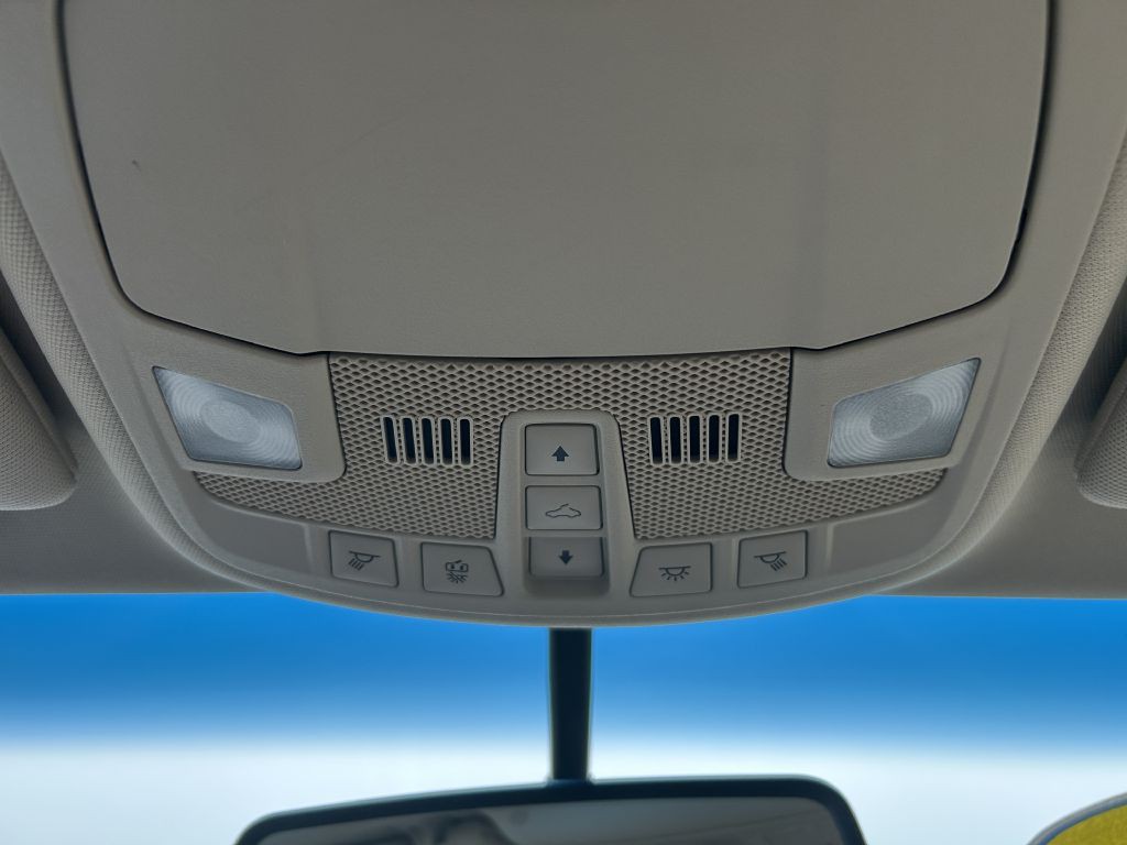 2017 Lincoln MKZ Image 22