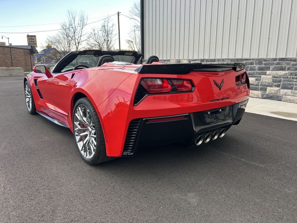 2018 Chevrolet Corvette Image 3