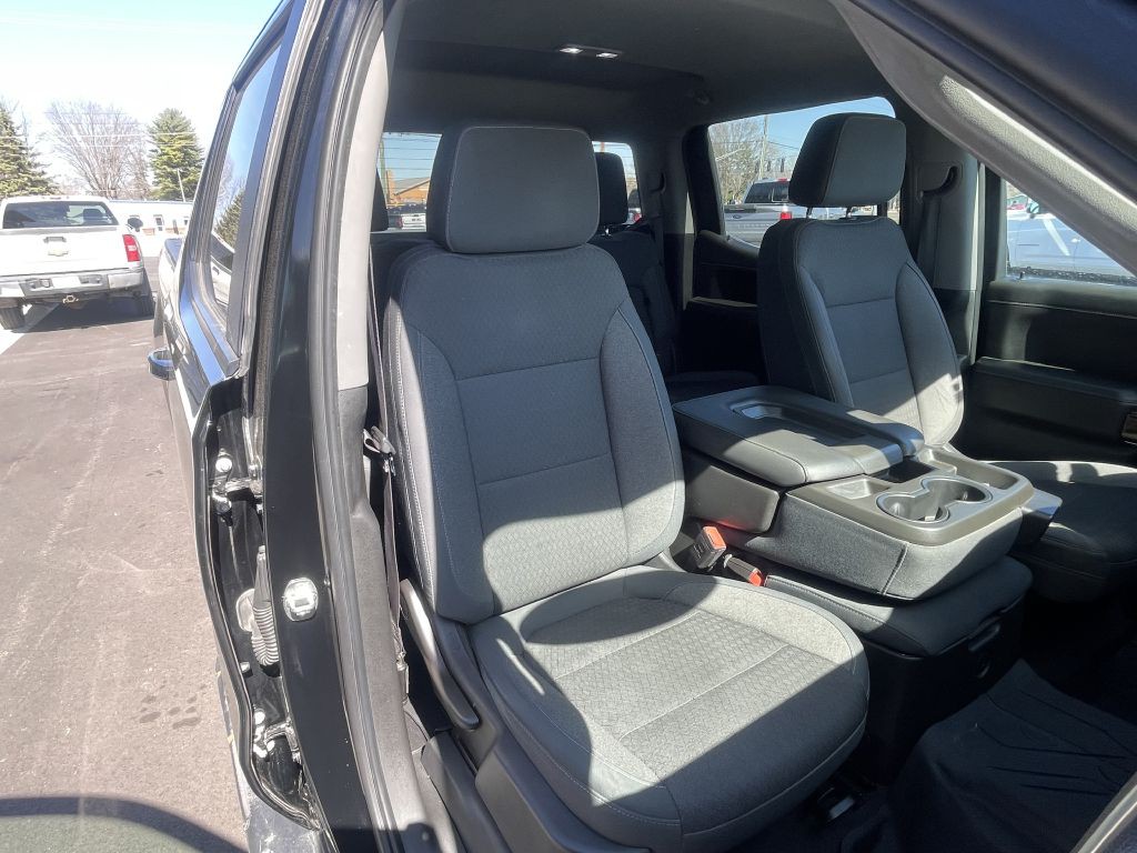 2019 Chevrolet Silverado 1500 Image 17