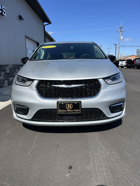 2024 Chrysler Pacifica Image 7