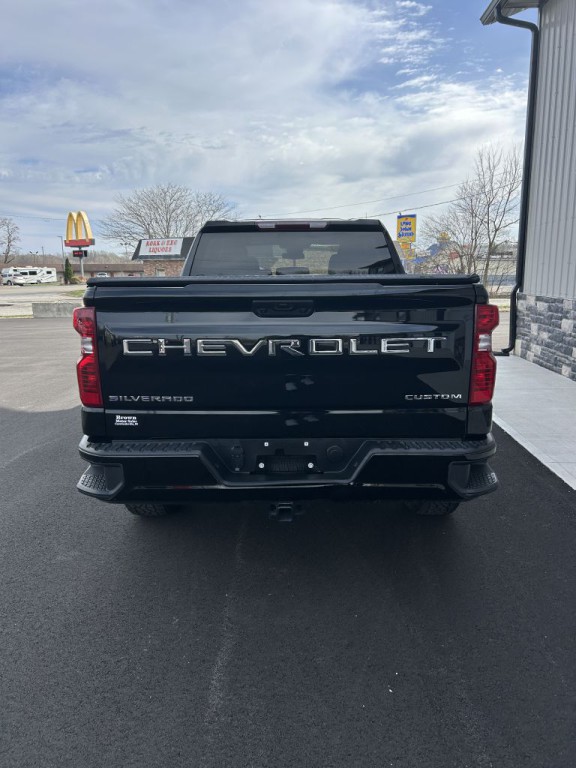 2024 Chevrolet Silverado 1500 Image 4