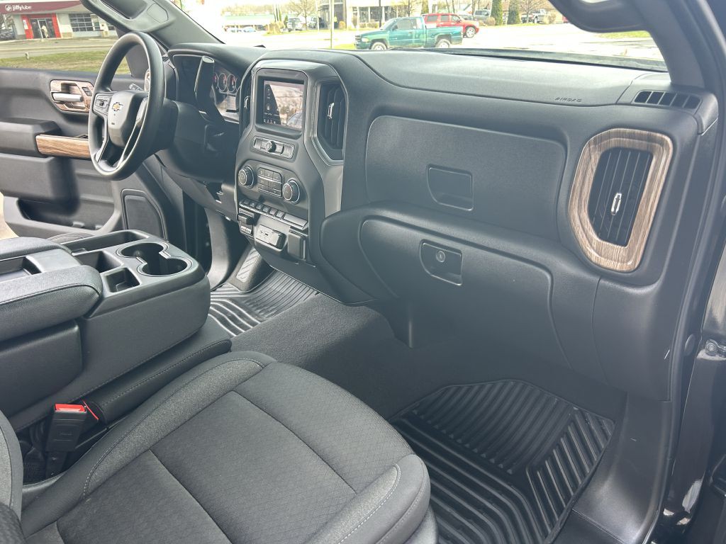 2024 Chevrolet Silverado 1500 Image 24