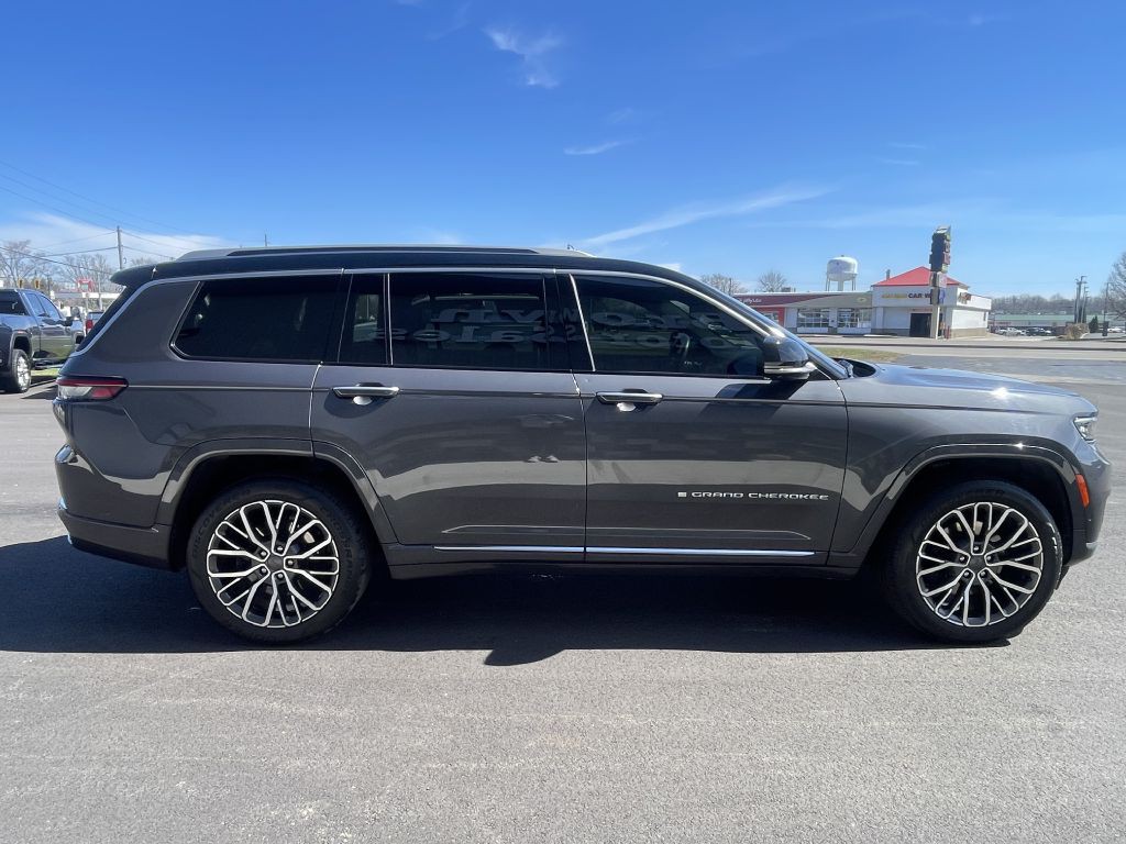 2023 Jeep Grand Cherokee Image 6