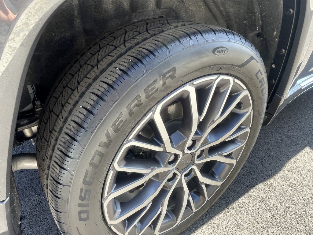 2023 Jeep Grand Cherokee Image 11