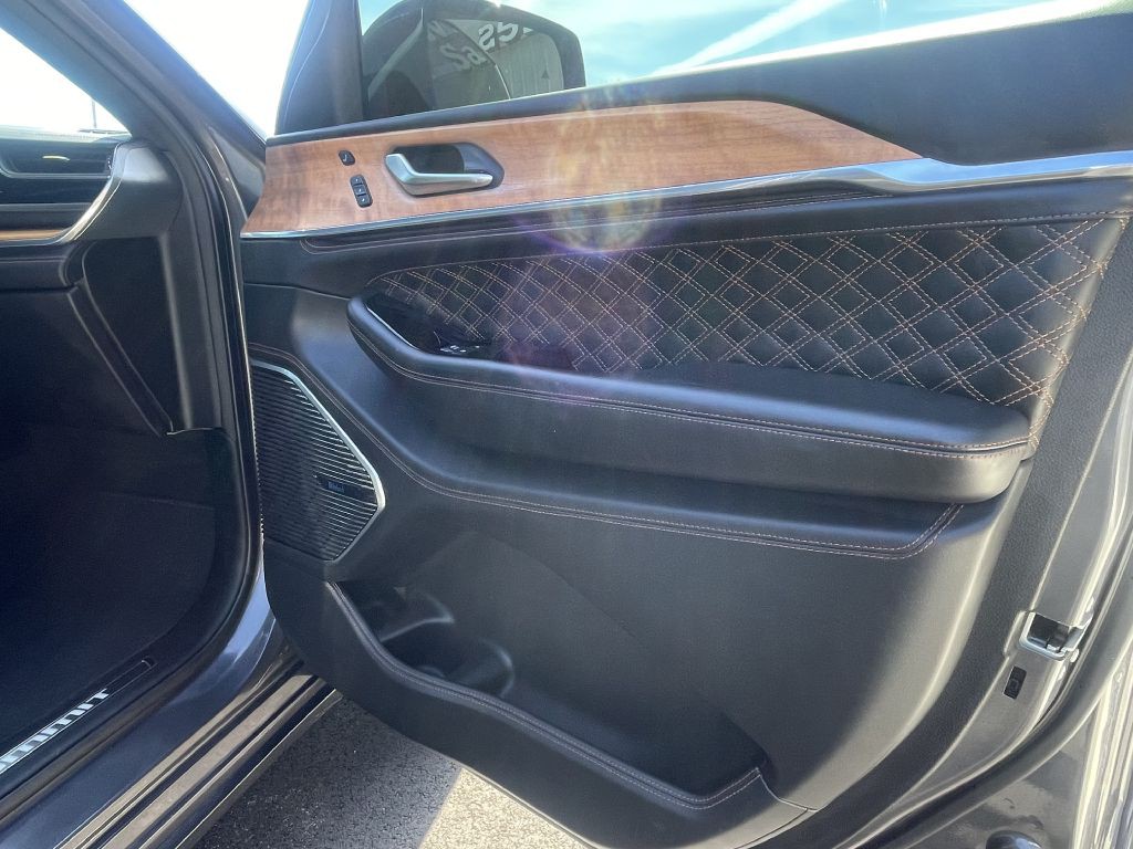 2023 Jeep Grand Cherokee Image 23