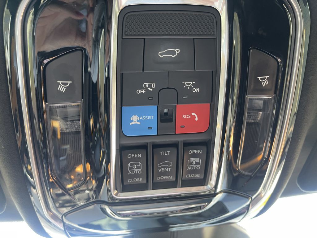 2023 Jeep Grand Cherokee Image 43