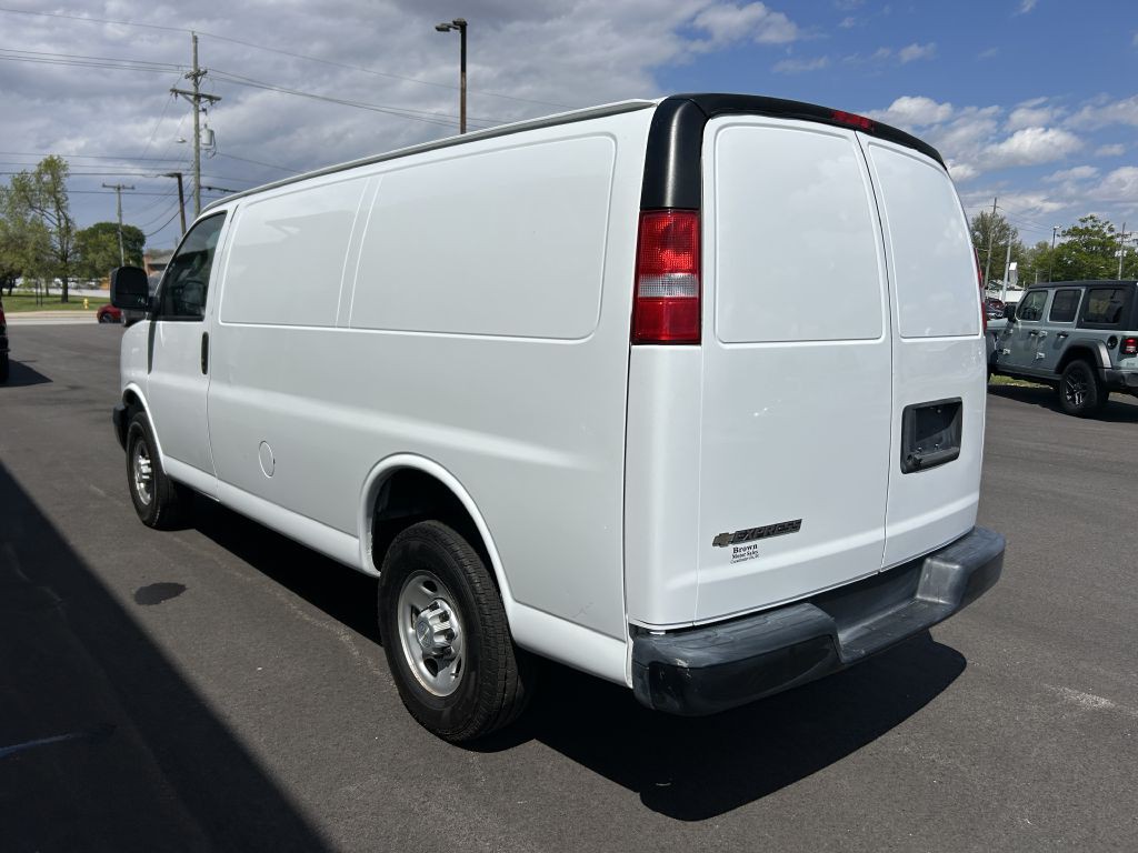 2021 Chevrolet Express Image 5