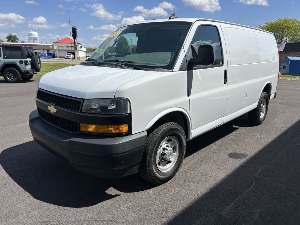 2021 Chevrolet Express Image 7