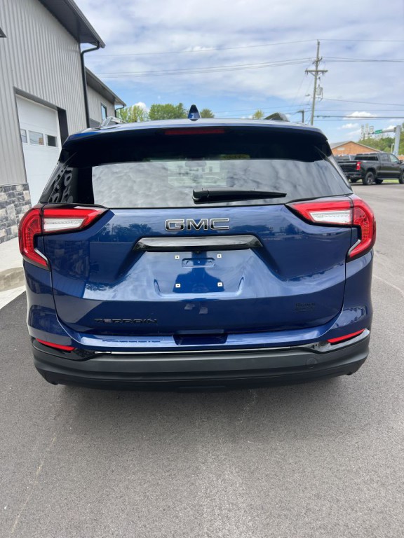 2022 GMC Terrain Image 4
