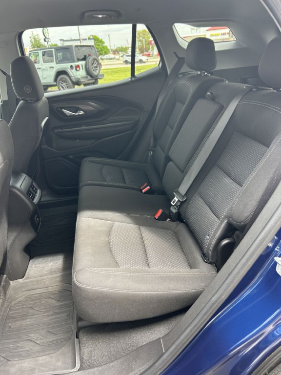 2022 GMC Terrain Image 18