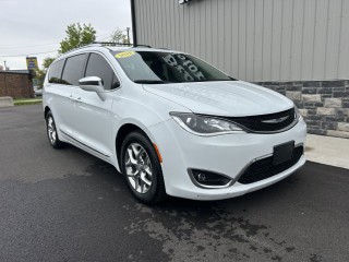 Image for 2018 Chrysler Pacifica Limited ID: 7394286