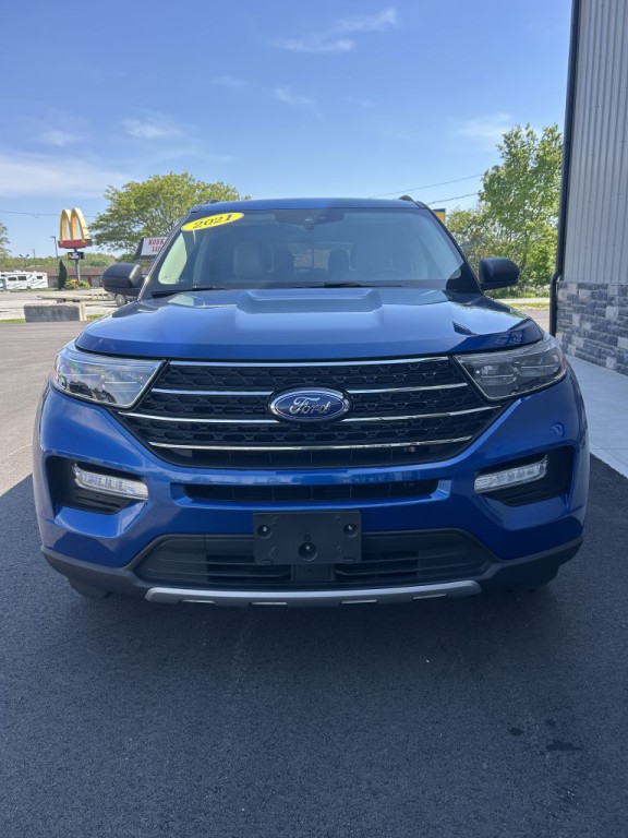 2021 Ford Explorer Image 8