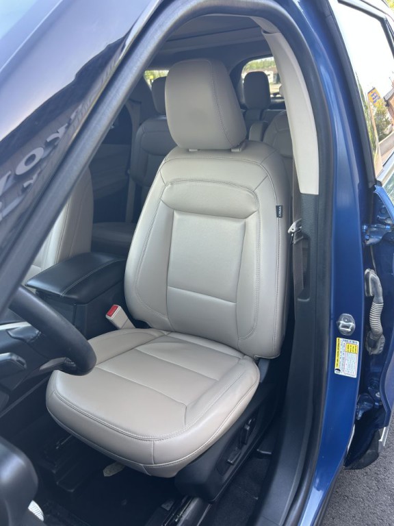 2021 Ford Explorer Image 14