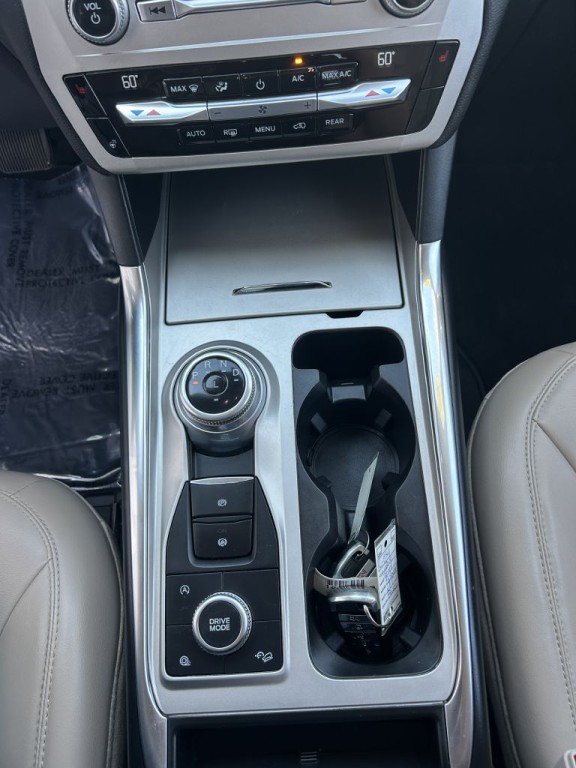 2021 Ford Explorer Image 21