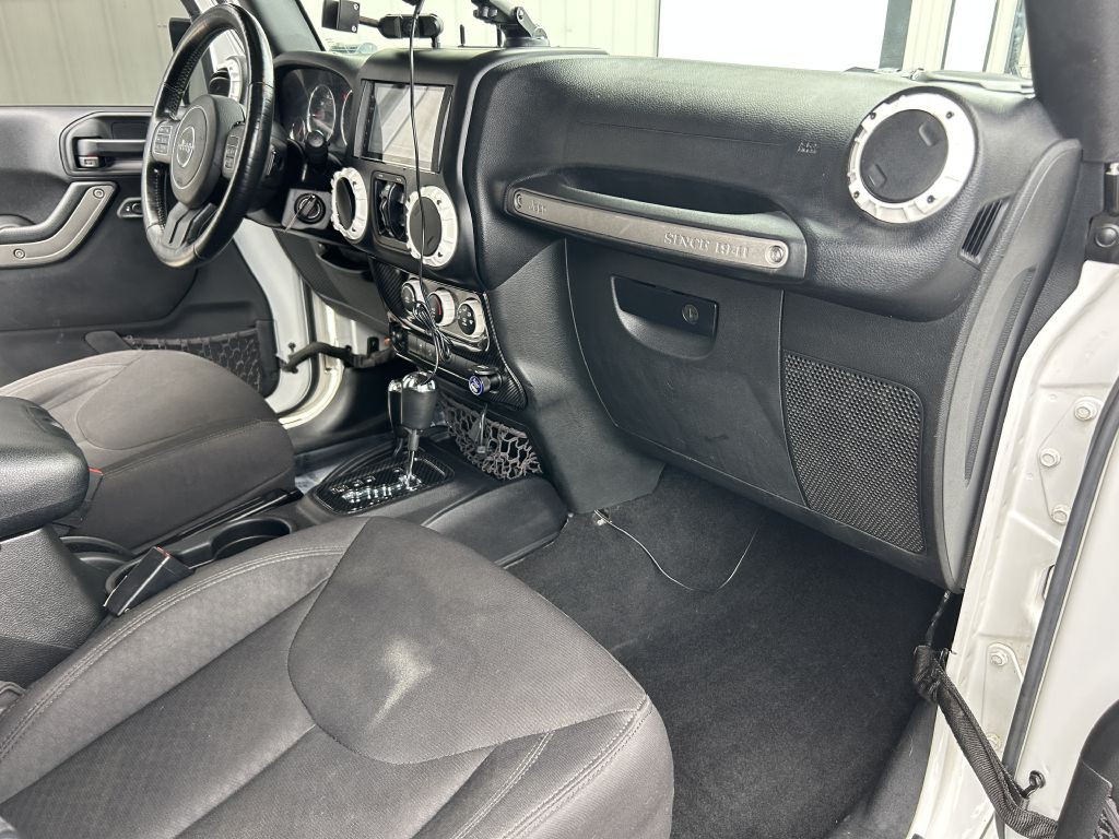 2016 Jeep Wrangler Unlimited Image 21