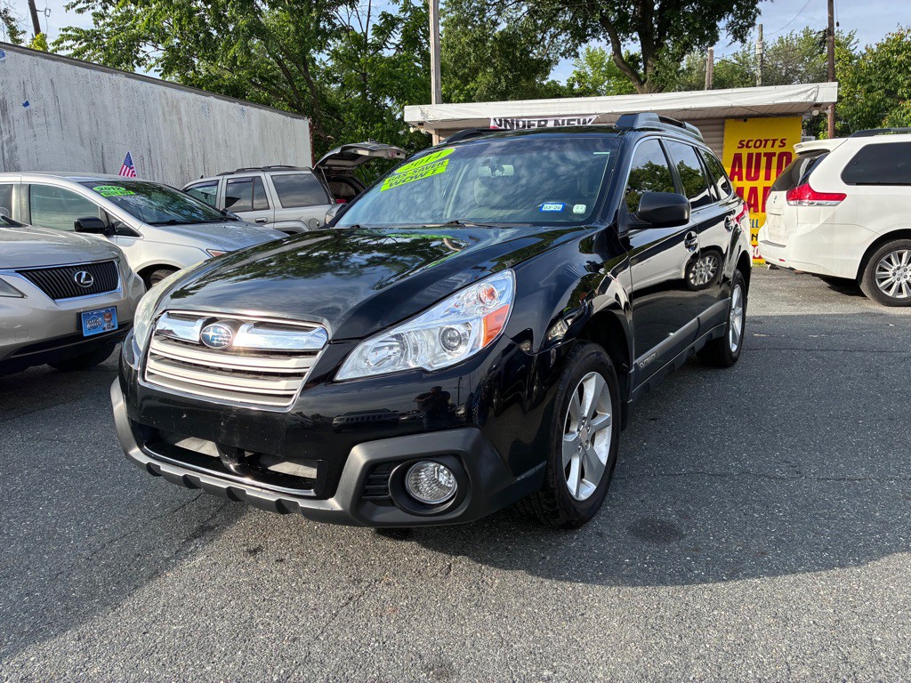 2014 Subaru Outback Image 2