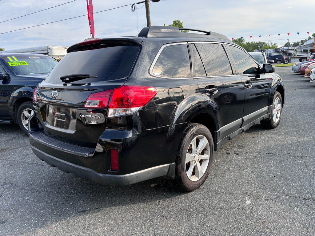 2014 Subaru Outback Image 7