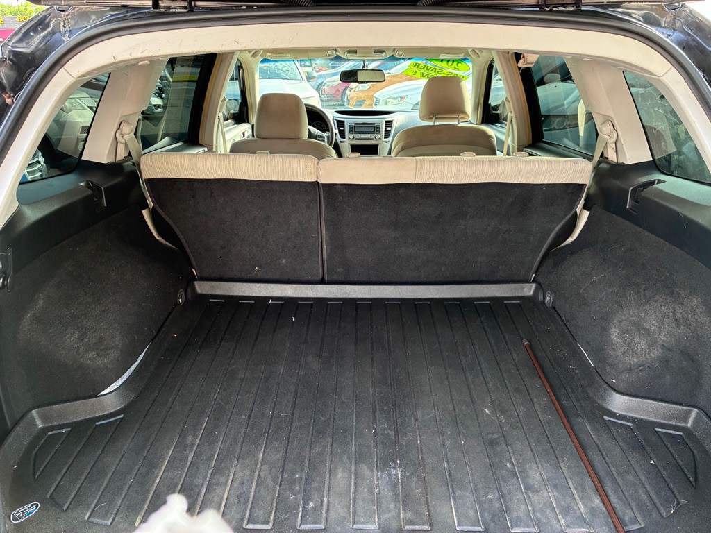 2014 Subaru Outback Image 23