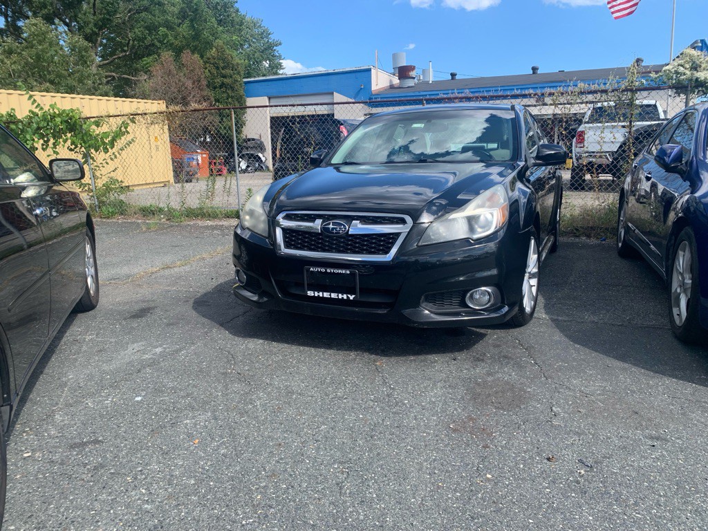 2014 Subaru Legacy Image 2