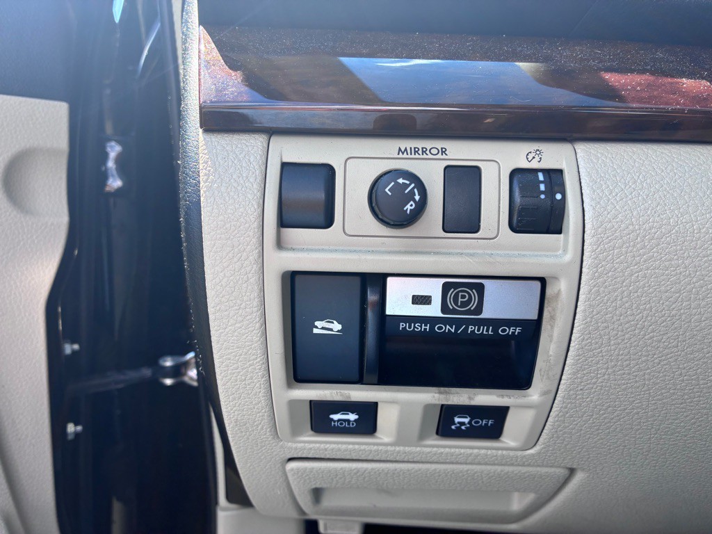 2014 Subaru Legacy Image 24
