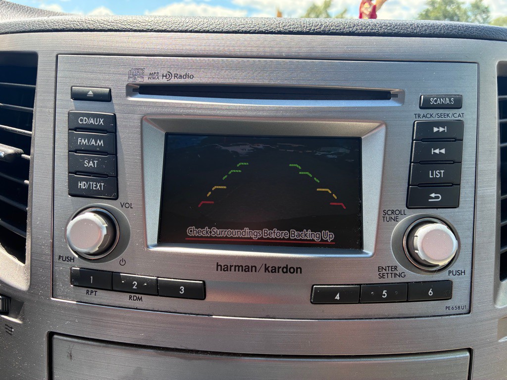 2014 Subaru Legacy Image 25