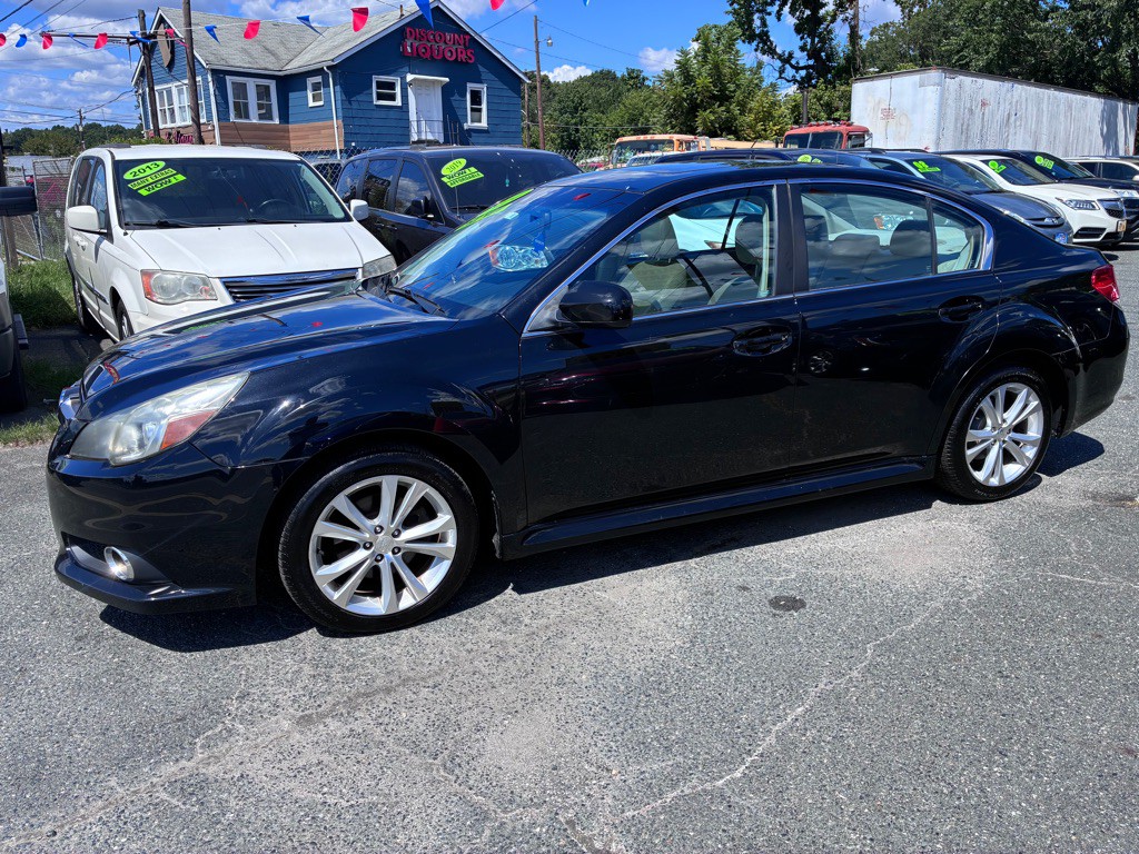 2014 Subaru Legacy Image 4