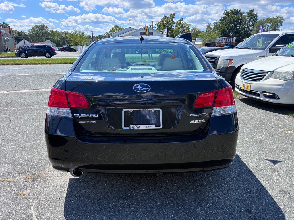 2014 Subaru Legacy Image 6