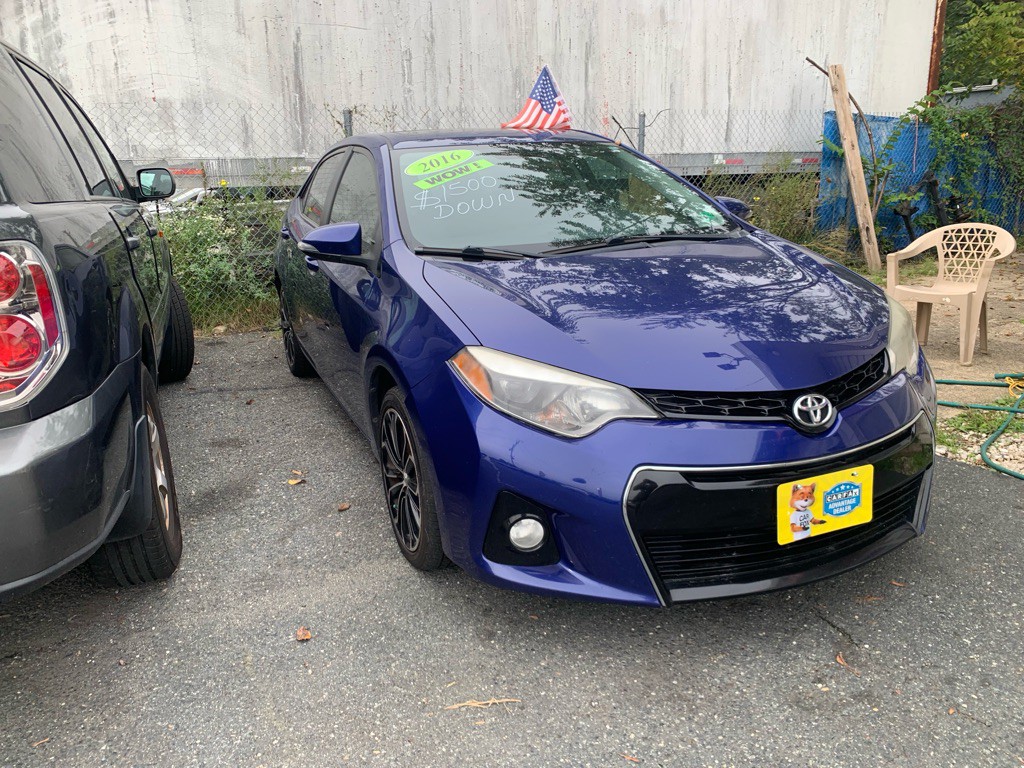 2016 Toyota Corolla Image 2