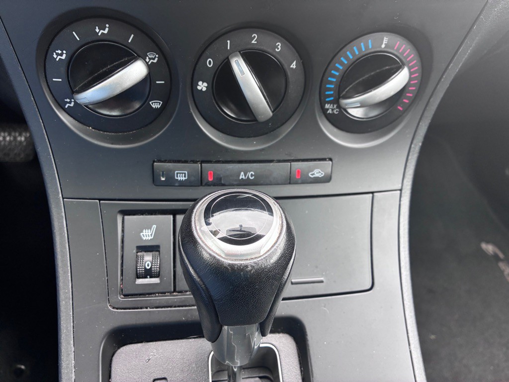 2012 Mazda Mazda3 Image 15