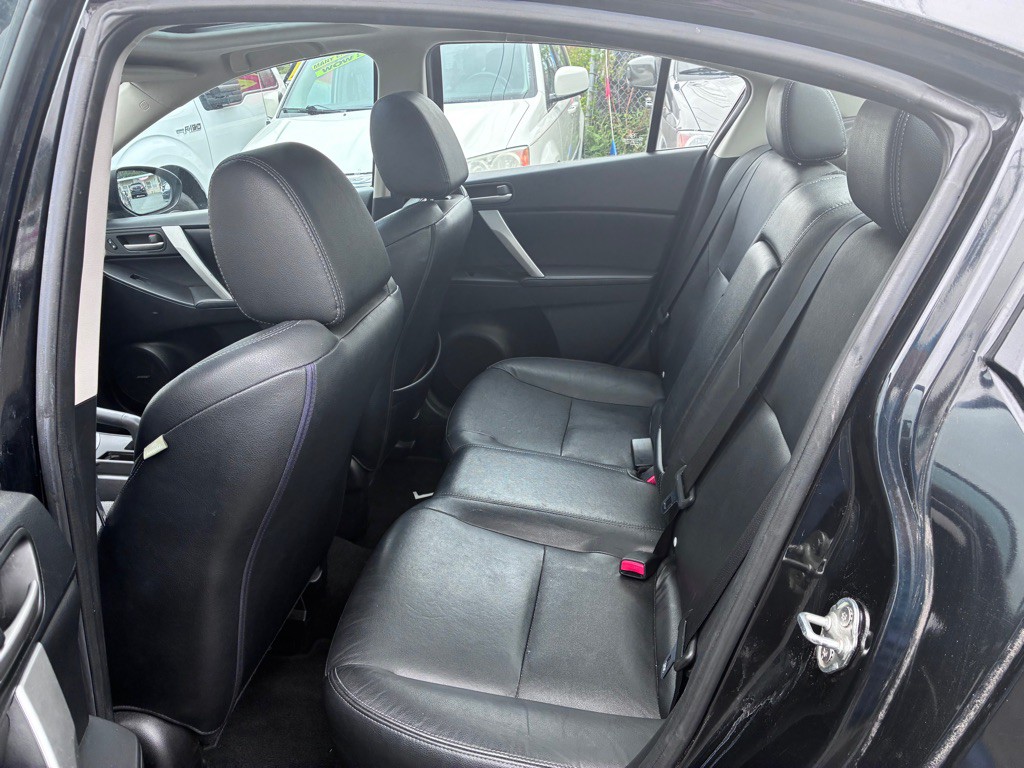 2012 Mazda Mazda3 Image 22