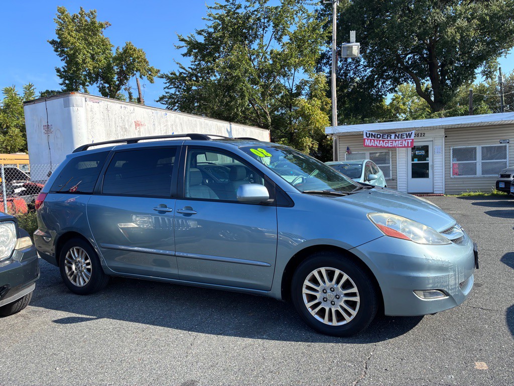 2008 Toyota Sienna Image 7