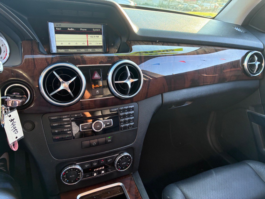 2015 Mercedes-Benz GLK-Class Image 12