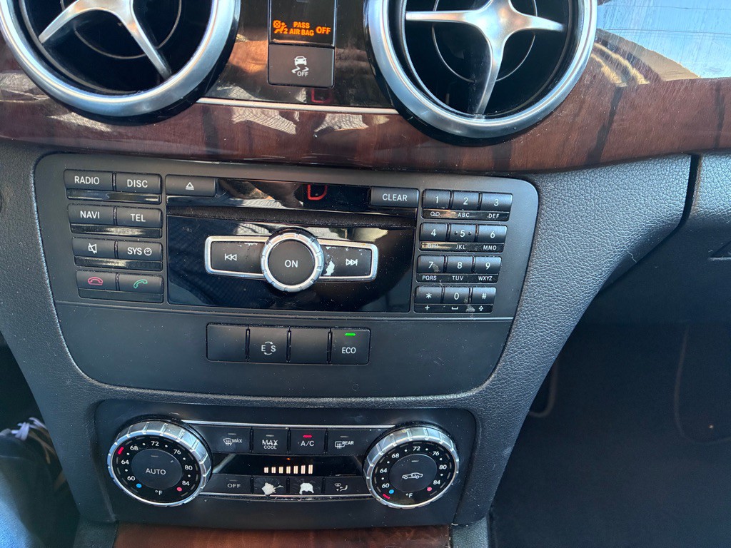 2015 Mercedes-Benz GLK-Class Image 14